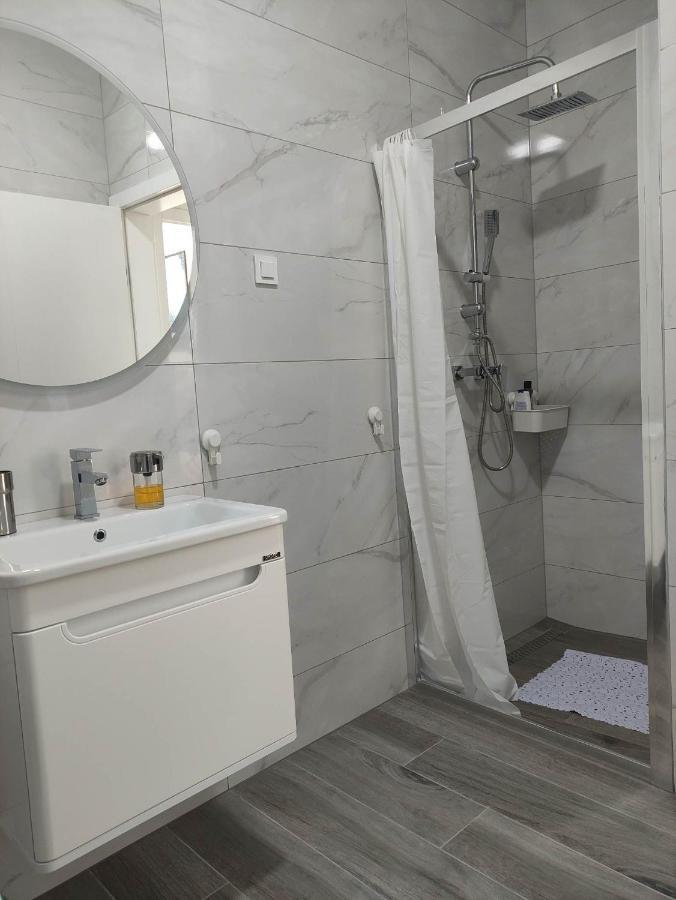 Apartman Waldy Осиек Экстерьер фото